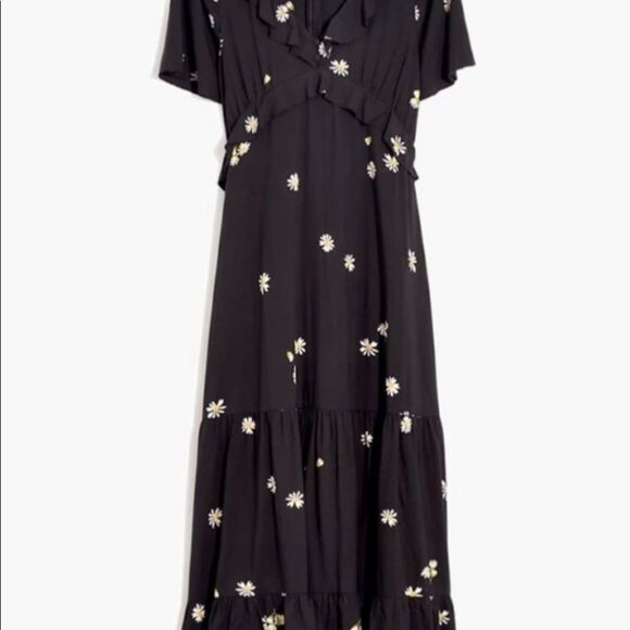 Madewell Ruffled Tier Dress in Lazy Daises - Picture 3 of 9